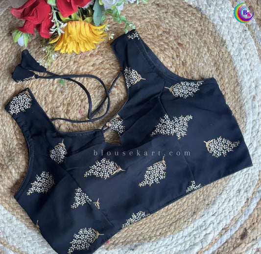 Fresh Georgette Round Neck Sleeveless Rabber Printed Women Blouse for Causal Wear (Black)